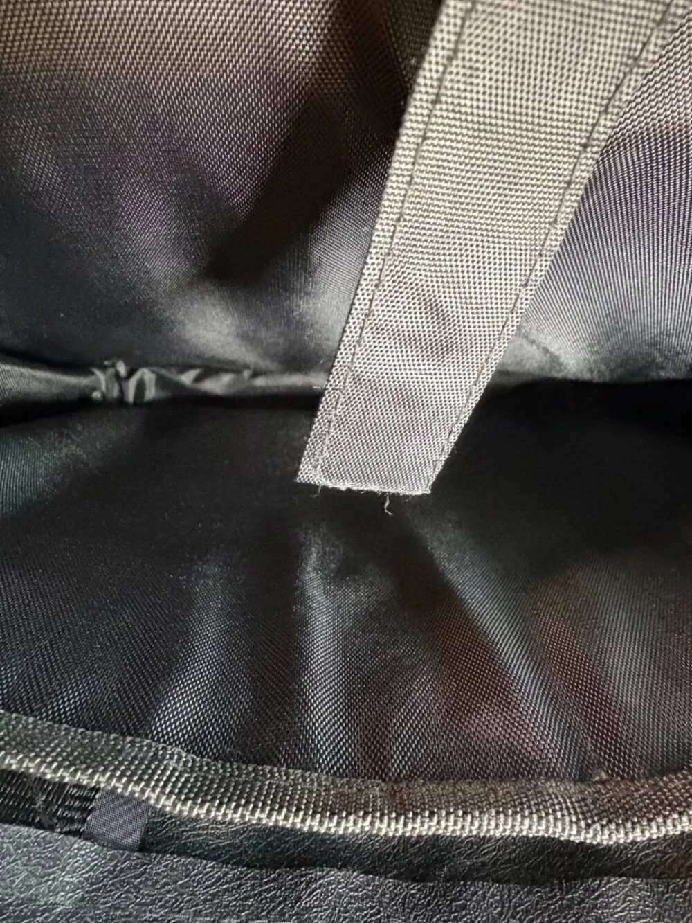 Leeds 8500 Briefcase 16